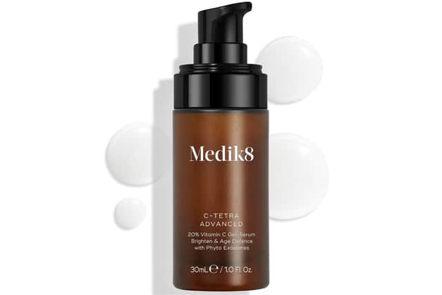 Used consistently in the morning, antioxidants defend against ongoing environmental damage and enhance overall radiance.