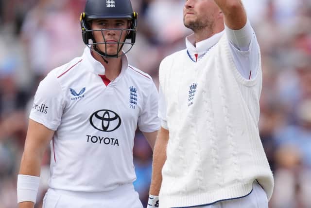 Things had been following an entirely different script as he Brook shared a 195-run stand and Root looked primed for the central role. Upon reaching his 39th Test ton, Root produced a white headband featuring Graham Thorpe’s name and likeness and wore it while looking to the skies.