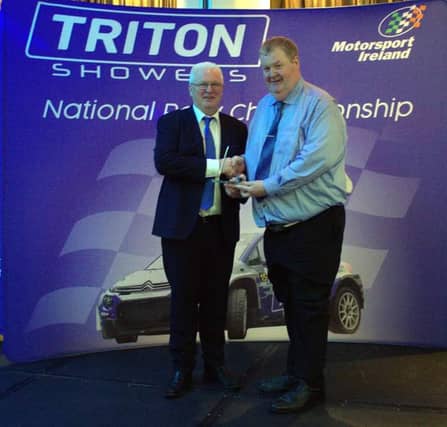 Eoin Longworth collecting the Clerk of the Course award.