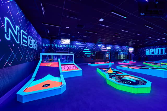 A first look at the new Butlin’s PLAYEXPERIENCE with Jeff and Freddy ...