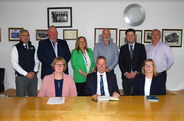 Front l. to r. Ann Dillon, Director of Services, Cllr Peter Ormond, Cathaoirleach, Cllr Audrey Hennessy Kennedy, and other newly elected Councillors and Council Officials at the Birr MD meeting.