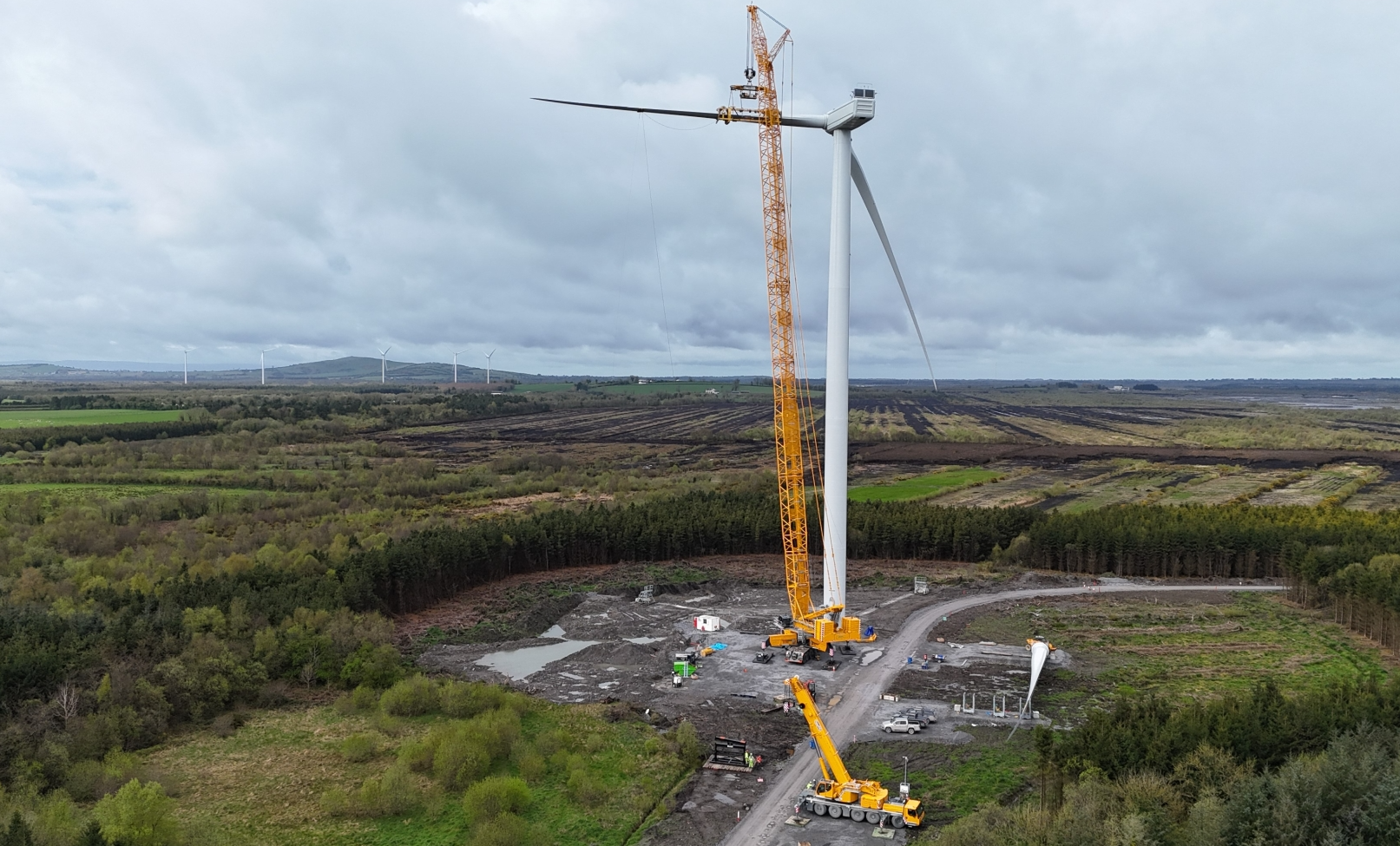 Installation of turbines at large wind farm in Offaly reaches halfway point