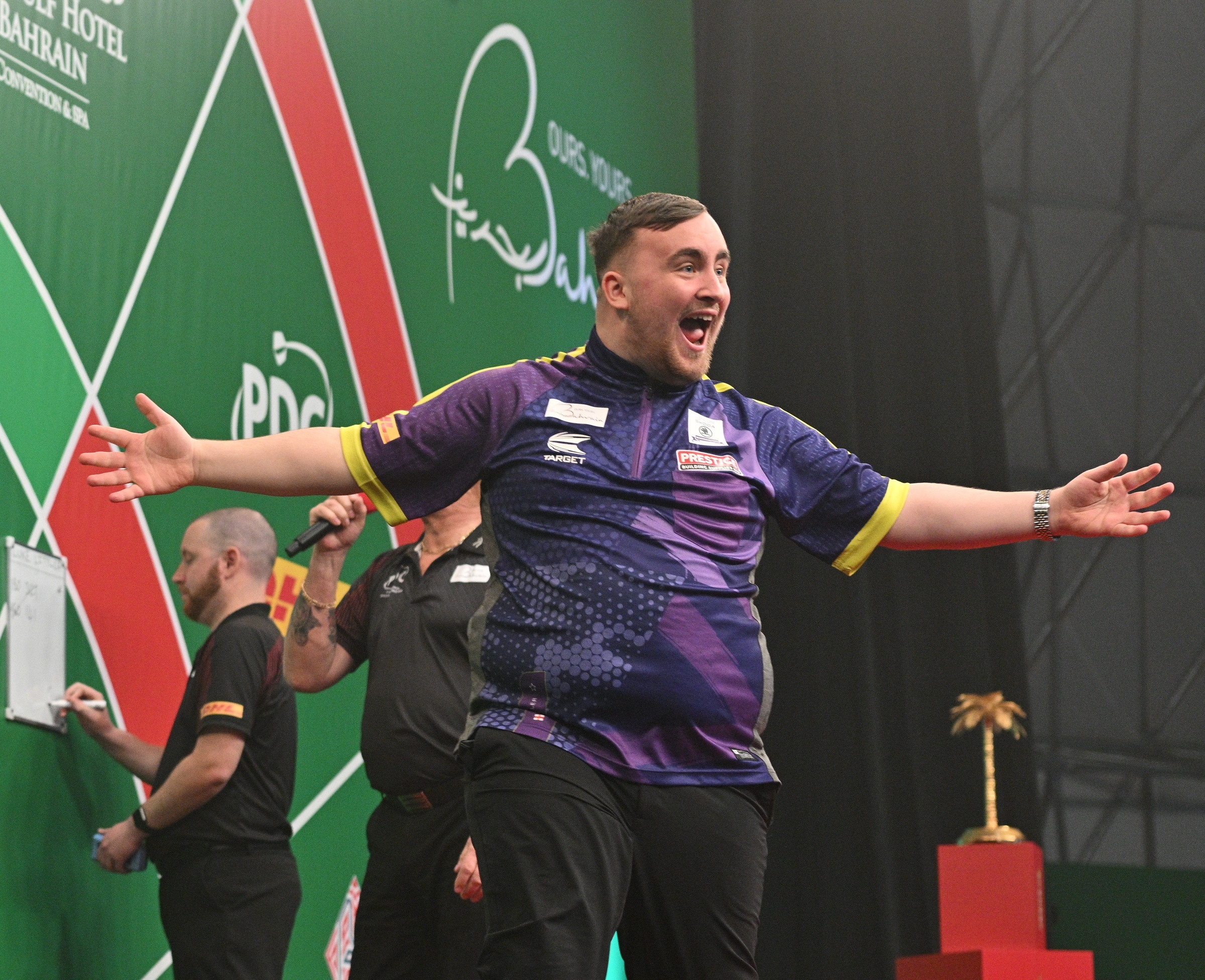 Luke Littler sets up Luke Humphries quarter-final showdown at Dutch Masters