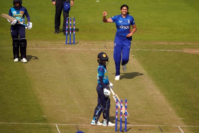 Tammy Beaumont and Emma Lamb put on a 61-run opening partnership on their return to the ODI squad before Bouchier hit the winning runs with a mammoth 32 overs to spare.