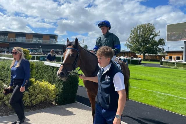 George Boughey’s Spangled Mac (15-2) came from almost last under William Buick to win the Heart Bingo Summer Sizzler Handicap, displaying a smart turn of foot.
