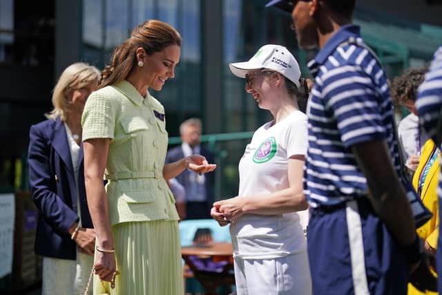 Wearing a pale green ensemble from Self-Portrait, the princess arrived over an hour before the match began and chatted with Wimbledon staff, including 14-year-old ball girl Tiffany and 17-year-old ball boy Abhi, at the Players’ Lawn.