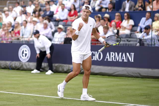 Former world number one Murray grew into the encounter and showed glimpses of his grand-slam winning best throughout with soft hands at the net, powerful groundstrokes and some delightful lobs.