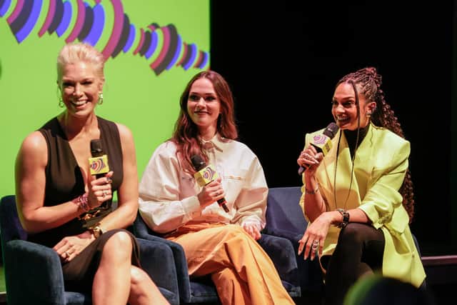 She said: “My outfits will be all made in Ukraine. All from Ukrainian designers, from shoes to jewellery to dresses, suits. I would love to bring some Ukrainian fashion into it.”