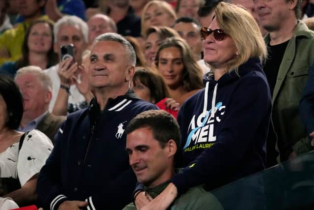 There was a lively atmosphere in Rod Laver on Friday night, with support for first-time slam semi-finalist Paul growing as he threatened to do the unthinkable in the first set.