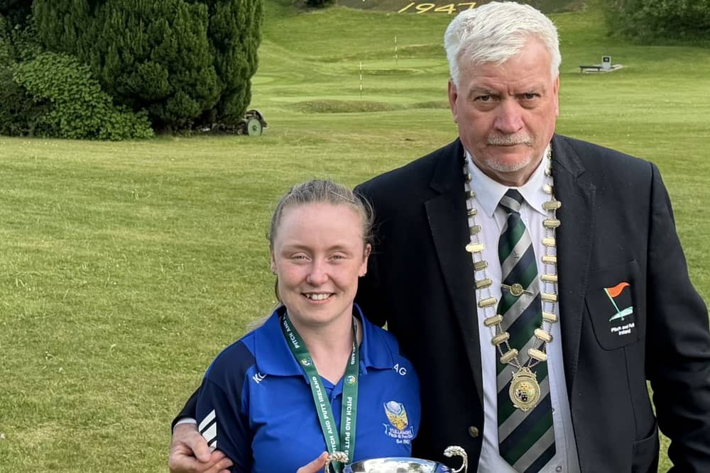 Davy Reddin, president Pitch and Putt Ireland, with Amy Galvin.