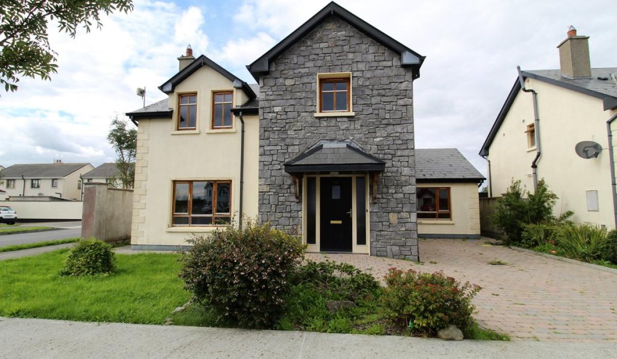 PROPERTY WATCH Five houses for sale for under €250,000 in Offaly