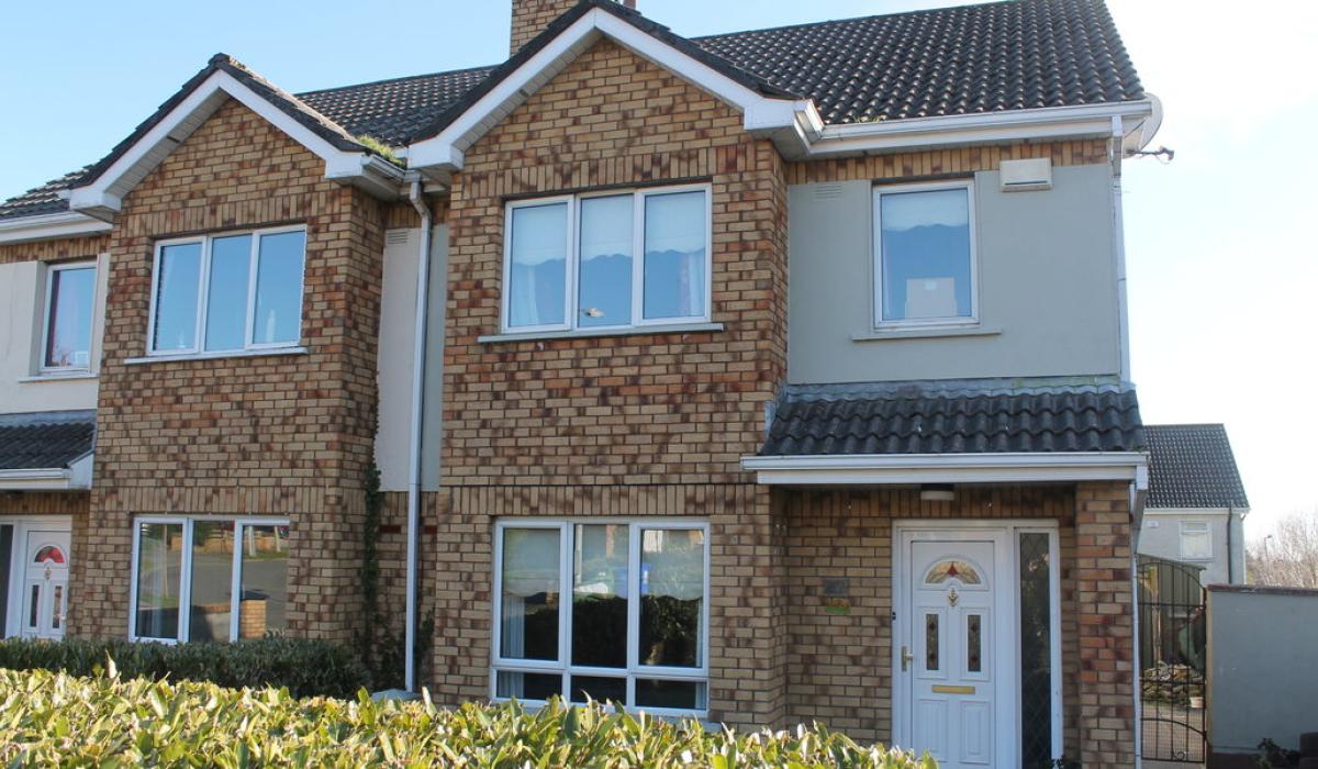 PROPERTY WATCH 5 houses for sale for under €175,000 in Offaly 4