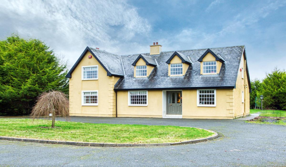 PROPERTY The 5 most beautiful houses for sale in Offaly right now 4