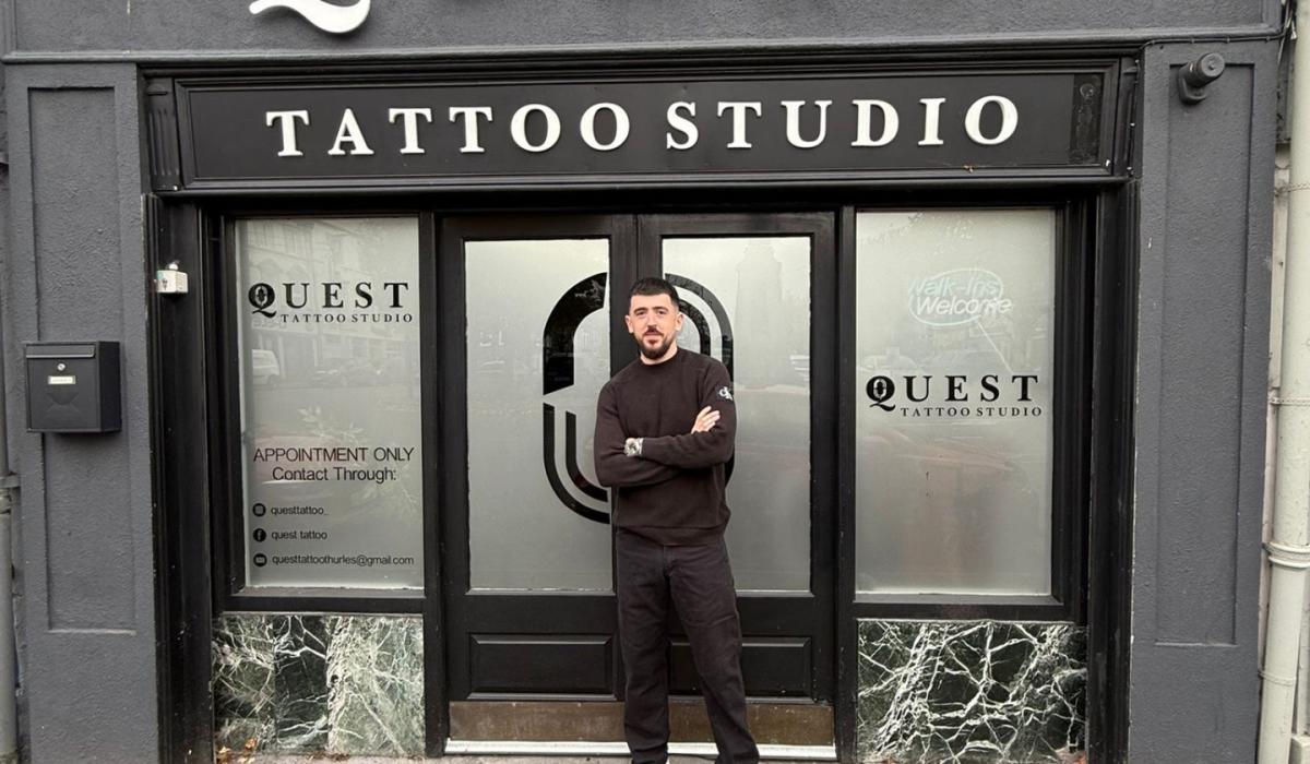 Roscrea artist hosts charity event in Thurles studio after losing grandmother