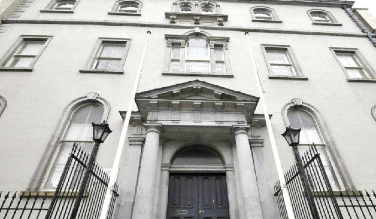 Judge jails thief who stole goods worth €500 from sports store in the Midlands