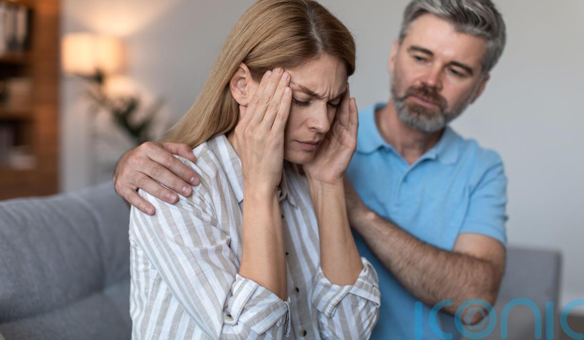 Menopause symptoms ‘can cause divorce’ how to support your partner Offaly Live