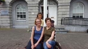 'Throne of Turf' causes a stir in Offaly town