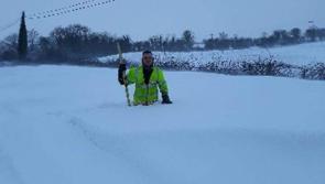 The danger posed by snow drifts beside roads as temperatures rise 