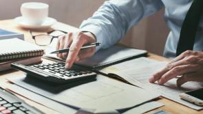 Sharp fall in professional job vacancies in 2023