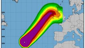 Latest Hurricane Lorenzo track forecasts storm will cross directly over Ireland