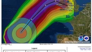 National Hurricane Center latest weather charts forecast Lorenzo to track directly over Ireland