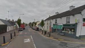 Thieves evade several garda units and helicopter in high-speed Midlands chase