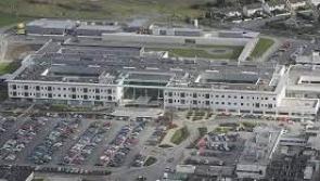 Widespread cancellations and long delays at Tullamore hospital 
