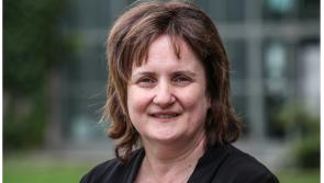  Alzheimer Society calls for mothers living with dementia to be recognised this Mother's Day