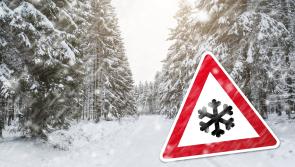 Risk of widespread snow as forecasters pinpoint arrival of winter blast