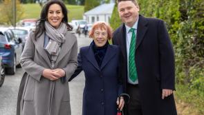 Government Minister meets close family members during visit to Tullamore