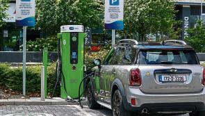 RENUA leader and Offaly councillor slams government over electric car charging points 