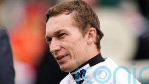 Morris straight back among the winners at Wolverhampton