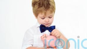 5 ways parents can motivate their children to save money