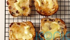 5 things to make with hot cross buns