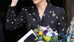 See Kate’s go-to designer Erdem wow at London Fashion Week