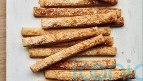 Mary Berry’s Somerset cheddar cheese straws