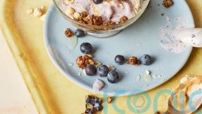 Vegan peanut butter breakfast sundaes recipe