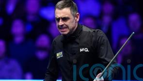 Ronnie O’Sullivan qualifies for China trip as foot injury lingers