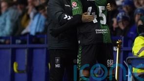 Mark Robins labels Sheff Wed fans who booed Kasey Palmer ‘absolute clowns’
