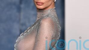Emily Ratajkowski sets new trend for ‘divorce rings’