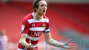 Ten-man Doncaster see off Crawley