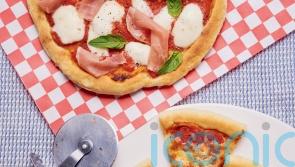 Jane Dunn’s frying pan pizza recipe