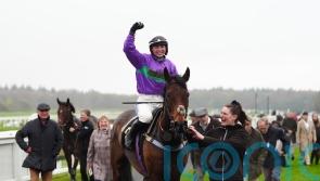 Bryony Frost sparkles on flying British return