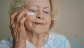 How to de-puff tired eyes this winter