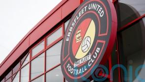 Ten-man Ebbsfleet hold on for point against Yeovil
