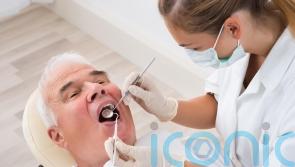 4 common dental issues facing seniors and how to handle them