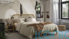 How to refresh a neglected bedroom and make it blissful