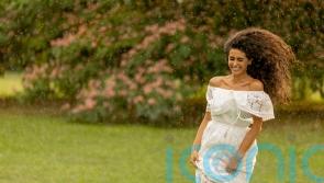 How to avoid frizzy hair on rainy days