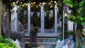 9 ways to style up al fresco settings