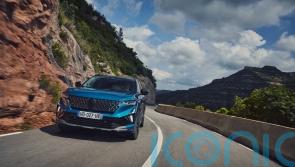 First Drive: Renault’s updated Austral aims to stand out from the crowd